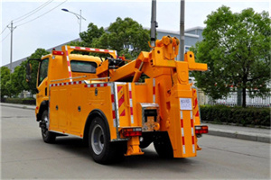 临泉高速路拖车费